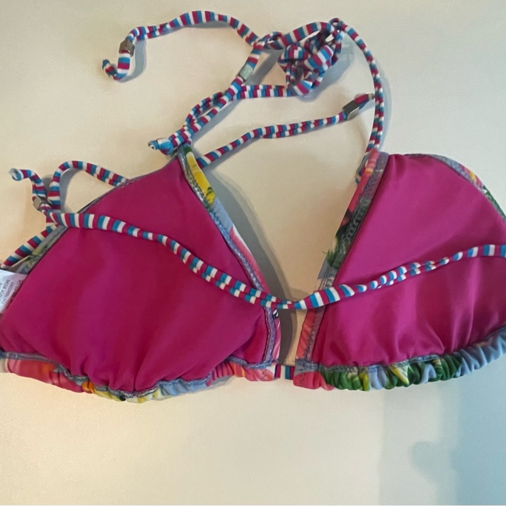 Bikini - Picture 2 of 5